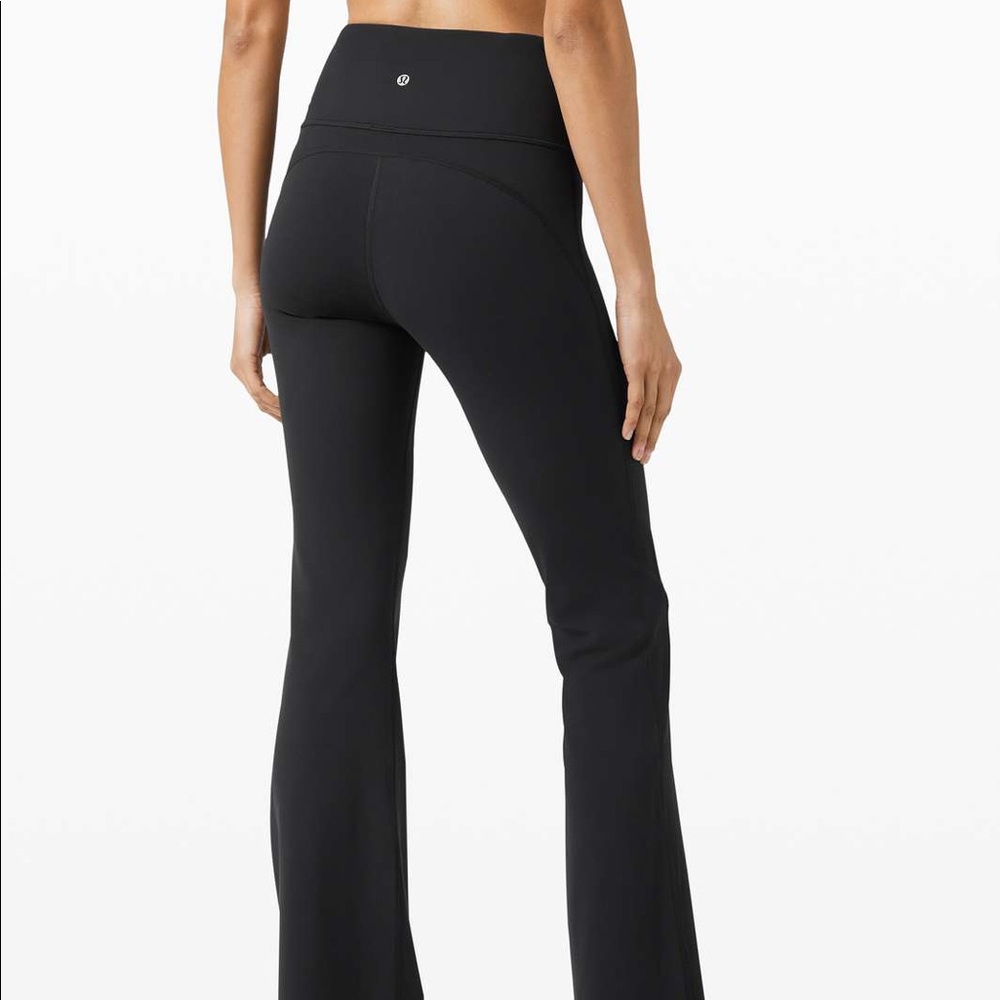 Lululemon Flare Leggings Black Groove Pants Wunder Under Material size 8